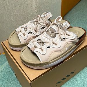 Nike Offline 2.0 - white, khaki, and light bone. NEVER USED. WITH BOX